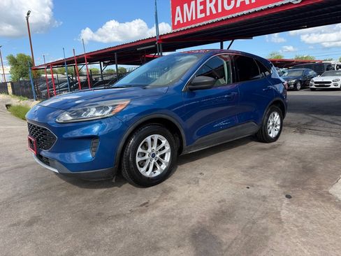 Used 2022 Ford Escape SE FWD image 1