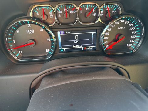 Used 2015 Chevrolet Tahoe LTZ image 10