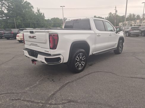 Certified 2023 GMC Sierra 1500 AT4 w/ Technology Package AWD/4WD image 5