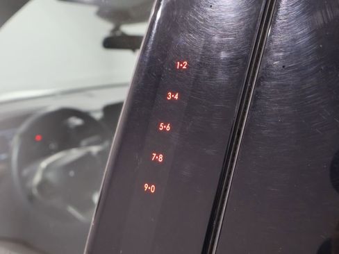 Used 2024 Ford Explorer XLT w/ Equipment Group 202A image 22