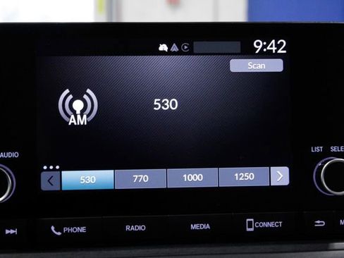 Certified 2024 Honda Accord EX image 30