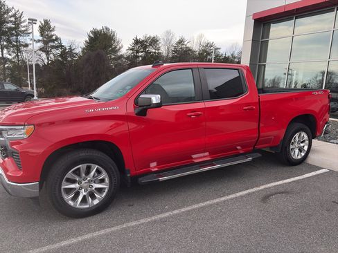 Used 2023 Chevrolet Silverado 1500 LT w/ Protection Package image 1