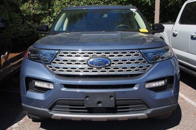 Certified 2021 Ford Explorer Limited w/ Equipment Group 301A RWD image 3