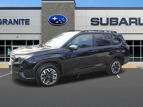 Certified 2025 Subaru Forester Premium image 6