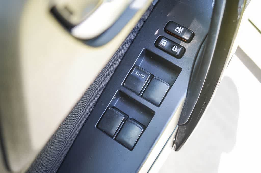 Used 2017 Toyota Corolla iM w/ Carpet Mat Package FWD image 22