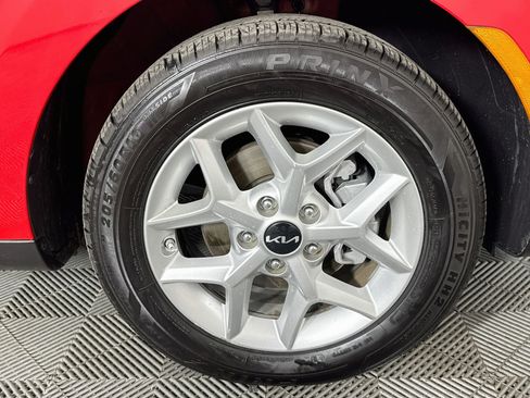 Used 2025 Kia Soul S FWD image 54