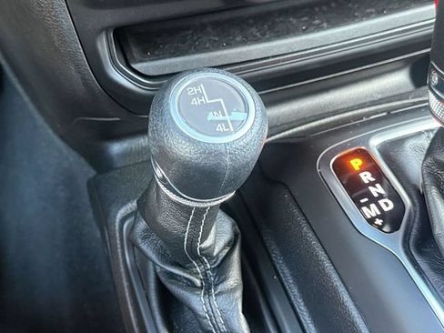 Used 2026 Jeep Wrangler Unlimited Sahara AWD/4WD image 23