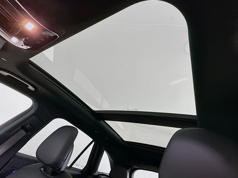 New 2026 Mercedes-Benz GLC 300 image 24