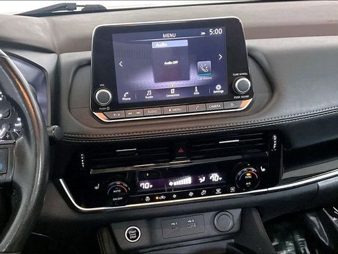 Used 2023 Nissan Rogue SL image 6