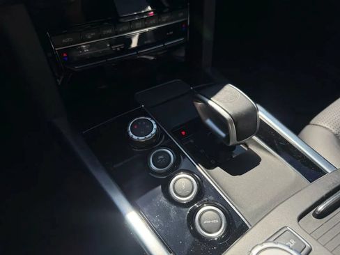 Used 2014 Mercedes-Benz E 63 AMG S-Model image 70