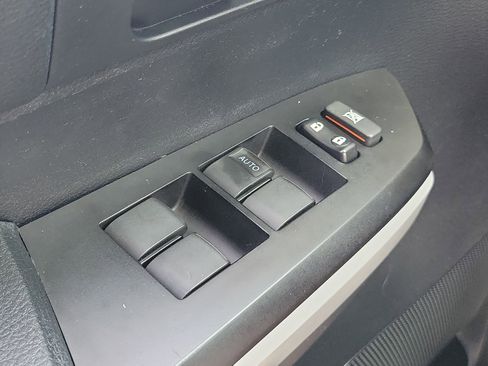 Used 2018 Toyota Tundra SR5 image 25