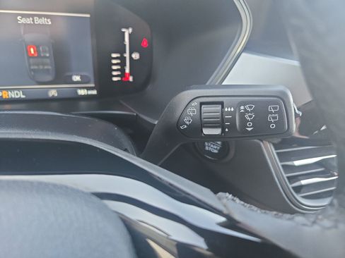 Used 2024 Ford Escape Active image 37