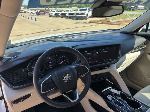 Used 2022 Buick Envision Essence w/ Safety Package image 27