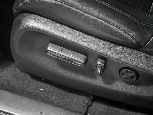 Used 2022 Honda CR-V Touring image 26