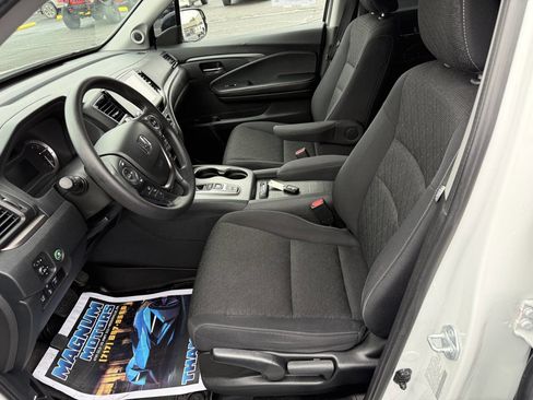 Used 2022 Honda Ridgeline Sport image 10