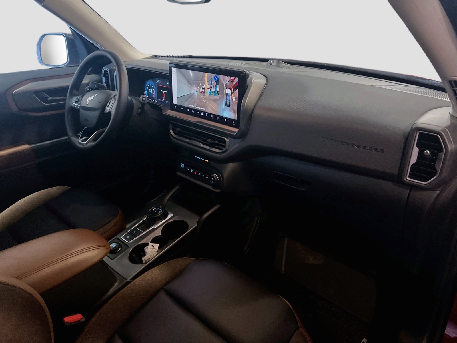 Used 2025 Ford Bronco Sport Outer Banks w/ Outer Banks Tech Package+ AWD/4WD image 27