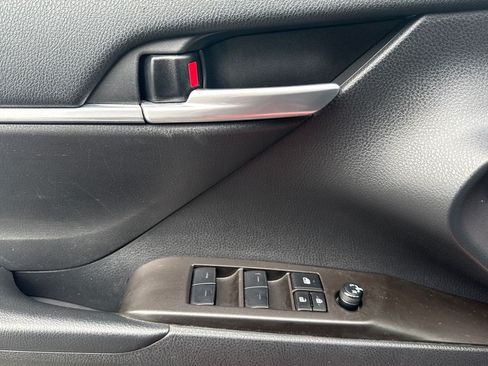 Used 2024 Toyota Camry SE w/ Protection Package (Q2) (TMS) FWD image 20