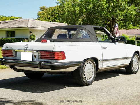 Used 1987 Mercedes-Benz 560 SL image 18