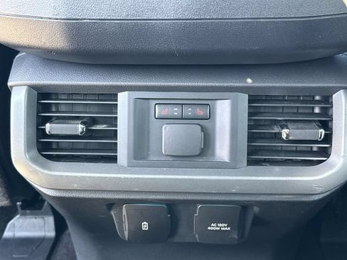 Used 2022 Ford F150 Lariat w/ Equipment Group 502A High AWD/4WD image 11