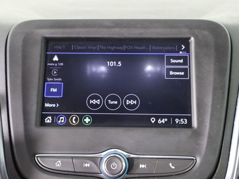 Used 2023 Chevrolet Equinox LT image 39