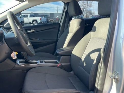 Used 2018 Chevrolet Cruze LS image 27