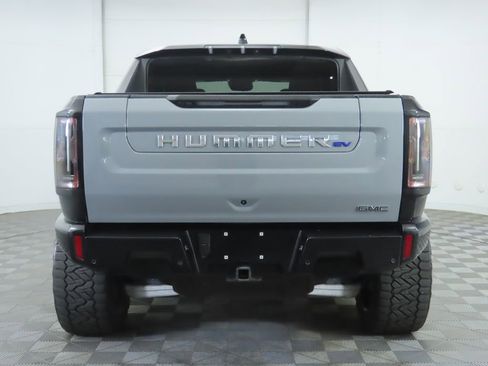 Used 2024 GMC Hummer EV 3X w/ LPO, Illumination Package image 6