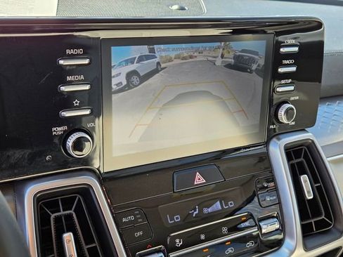 Used 2021 Kia Sorento S image 23