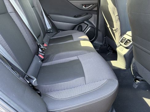 Used 2025 Subaru Outback Premium image 32