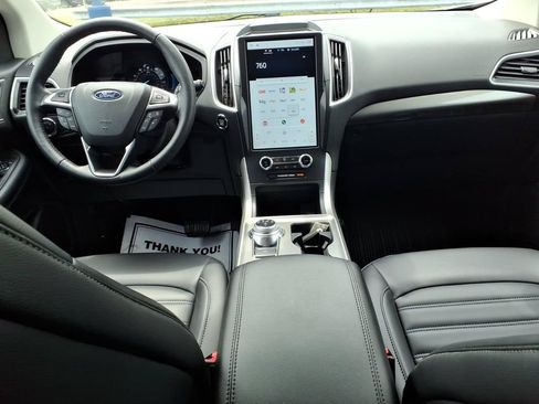 Used 2024 Ford Edge SEL w/ Convenience Package AWD/4WD image 11