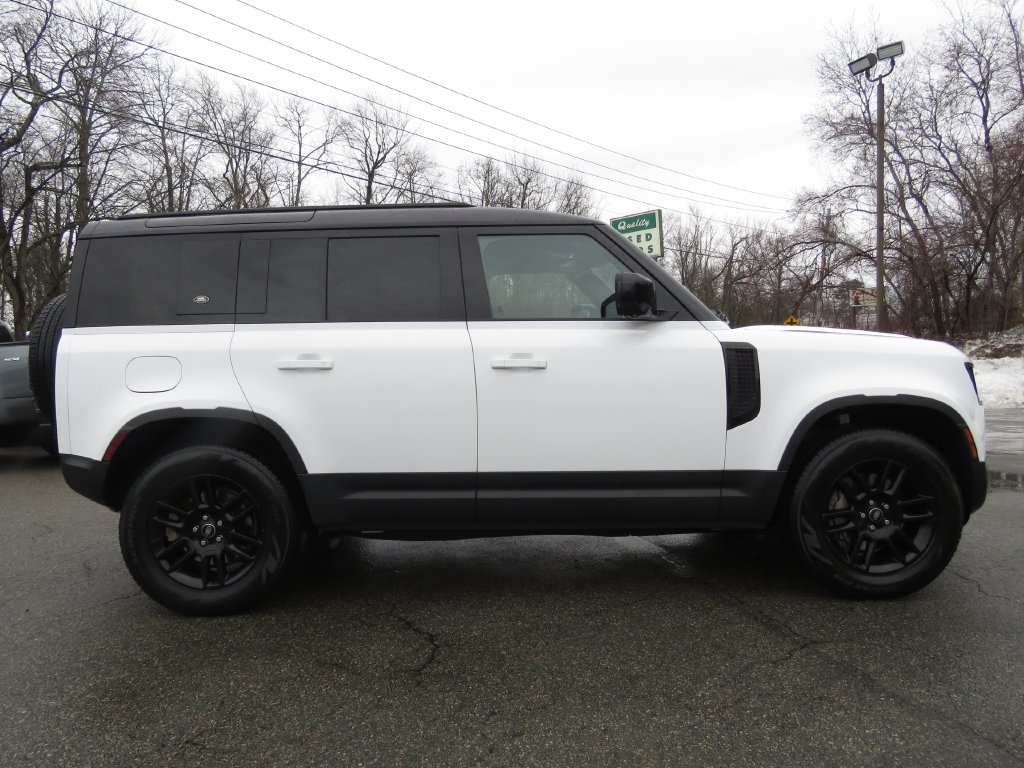 Used 2022 Land Rover Defender 110 SE AWD/4WD image 4