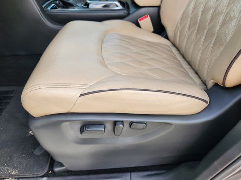 Used 2022 Nissan Armada Platinum w/ Captain's Chairs Package AWD/4WD image 22