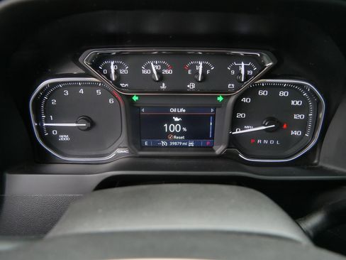 Used 2022 GMC Sierra 1500 Elevation w/ LPO, Elevation Black Package image 36