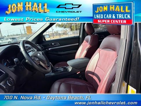 Used 2018 Ford Explorer XLT w/ Equipment Group 202A image 19