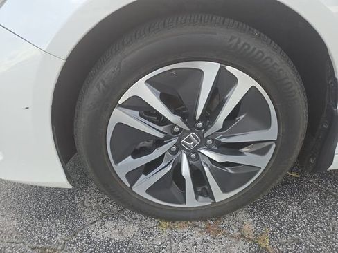 Used 2021 Honda Accord EX-L image 10