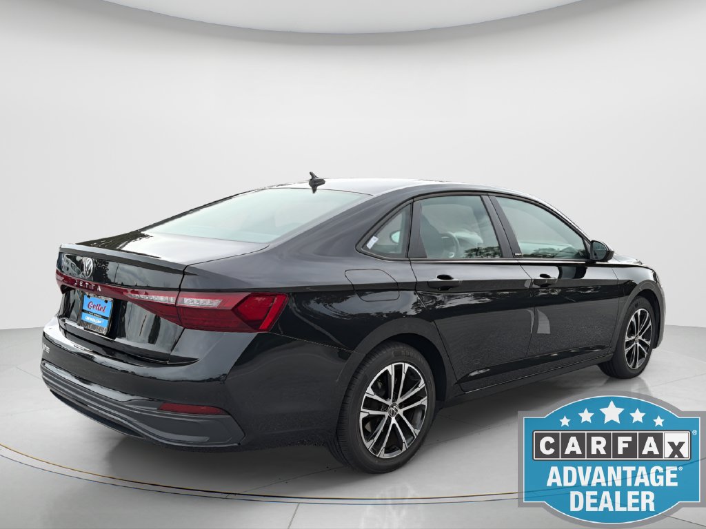 Certified 2025 Volkswagen Jetta Sport FWD image 5