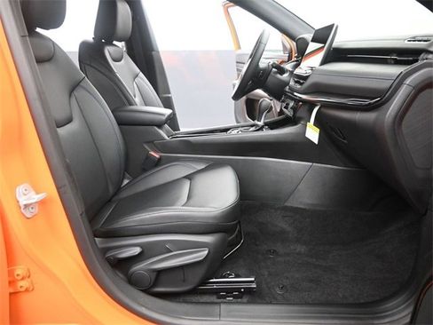 New 2026 Jeep Compass Limited w/ Sun, Sound & Navigation Group image 18