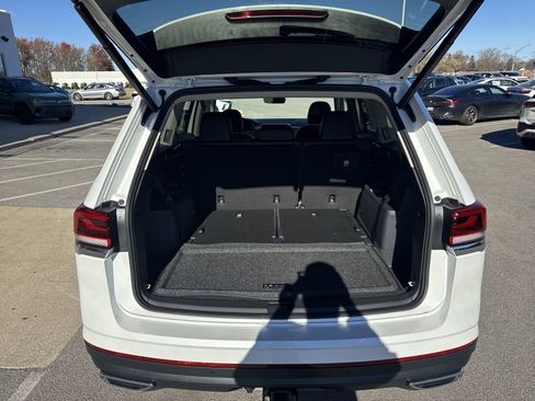 New 2026 Volkswagen Atlas SE image 27