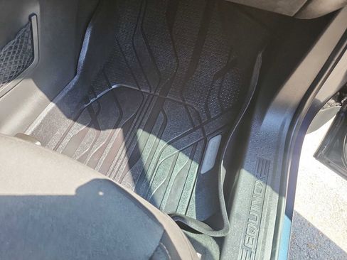 Used 2018 Chevrolet Equinox LT w/ Sun & Infotainment Package image 38