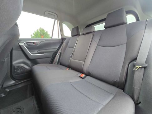 Certified 2025 Toyota RAV4 LE AWD/4WD image 17