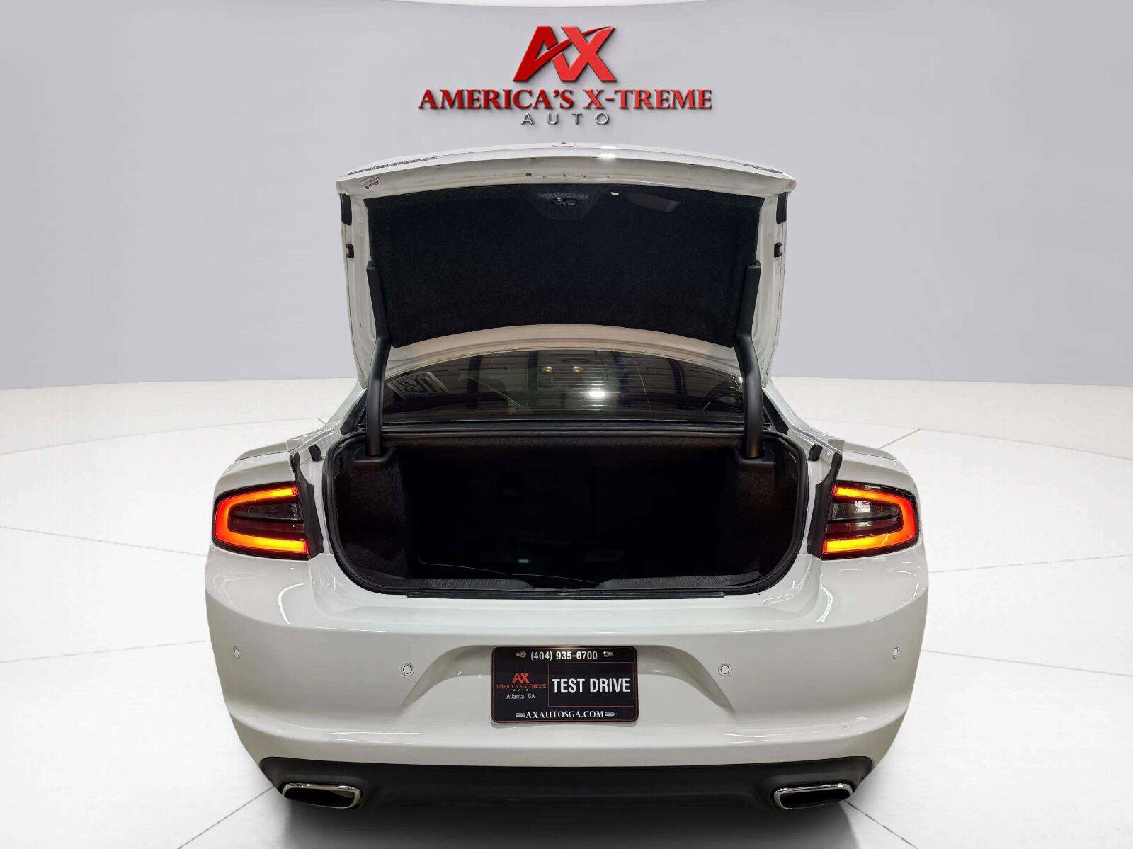 Used 2018 Dodge Charger R/T w/ Plus Group RWD image 38