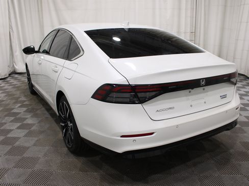 Used 2024 Honda Accord Touring image 34