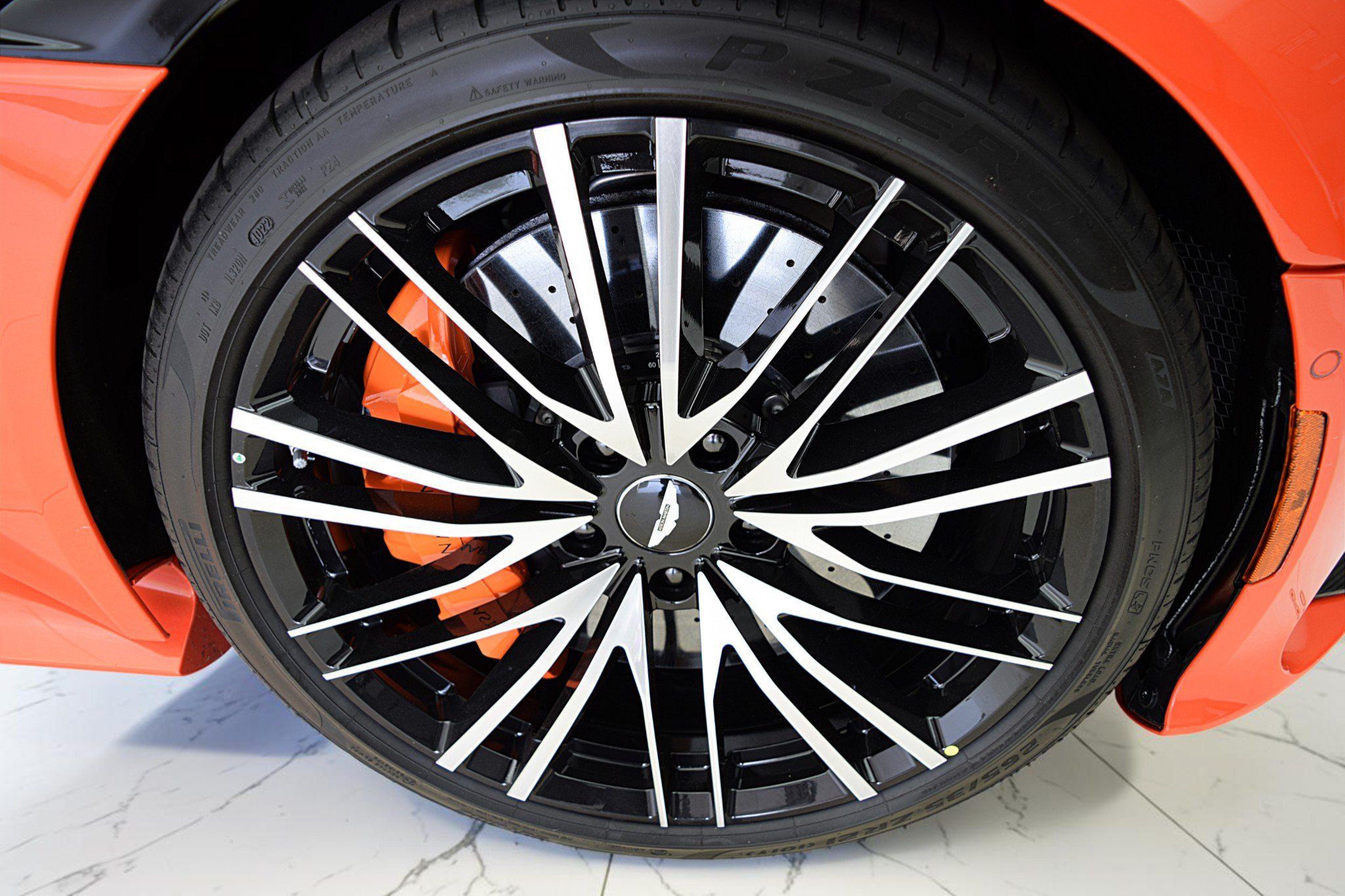 Used 2023 Aston Martin DBS Superleggera Volante RWD image 55