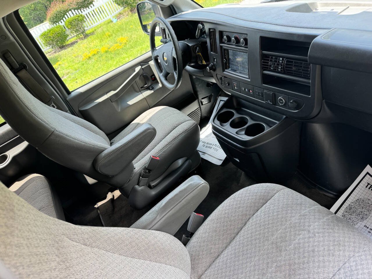 Used 2019 Chevrolet Express 3500 LT w/ LT Preferred Equipment Group RWD image 18