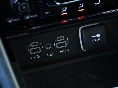 Used 2022 Jeep Grand Cherokee Altitude image 20