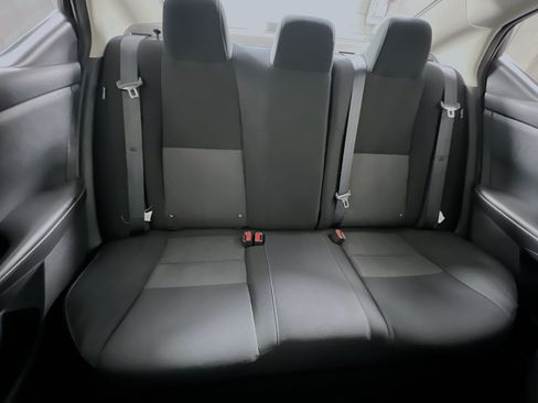 Used 2024 Nissan Sentra SV FWD image 32