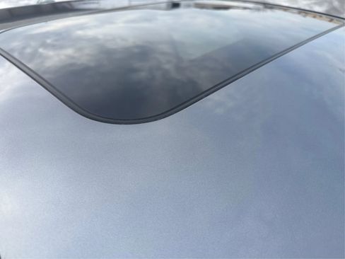 Used 2018 INFINITI Q50 Luxe w/ Essential Package (2.0T Luxe) image 12