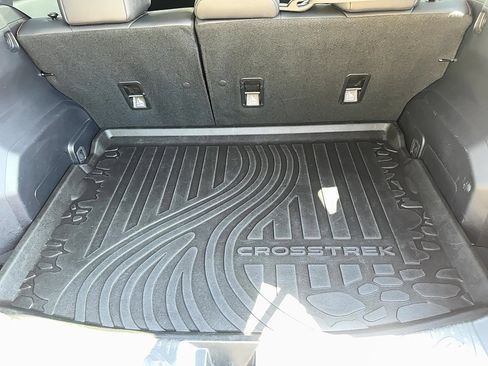 Certified 2024 Subaru Crosstrek 2.5i Limited w/ Crosstrek Mirror Package image 16