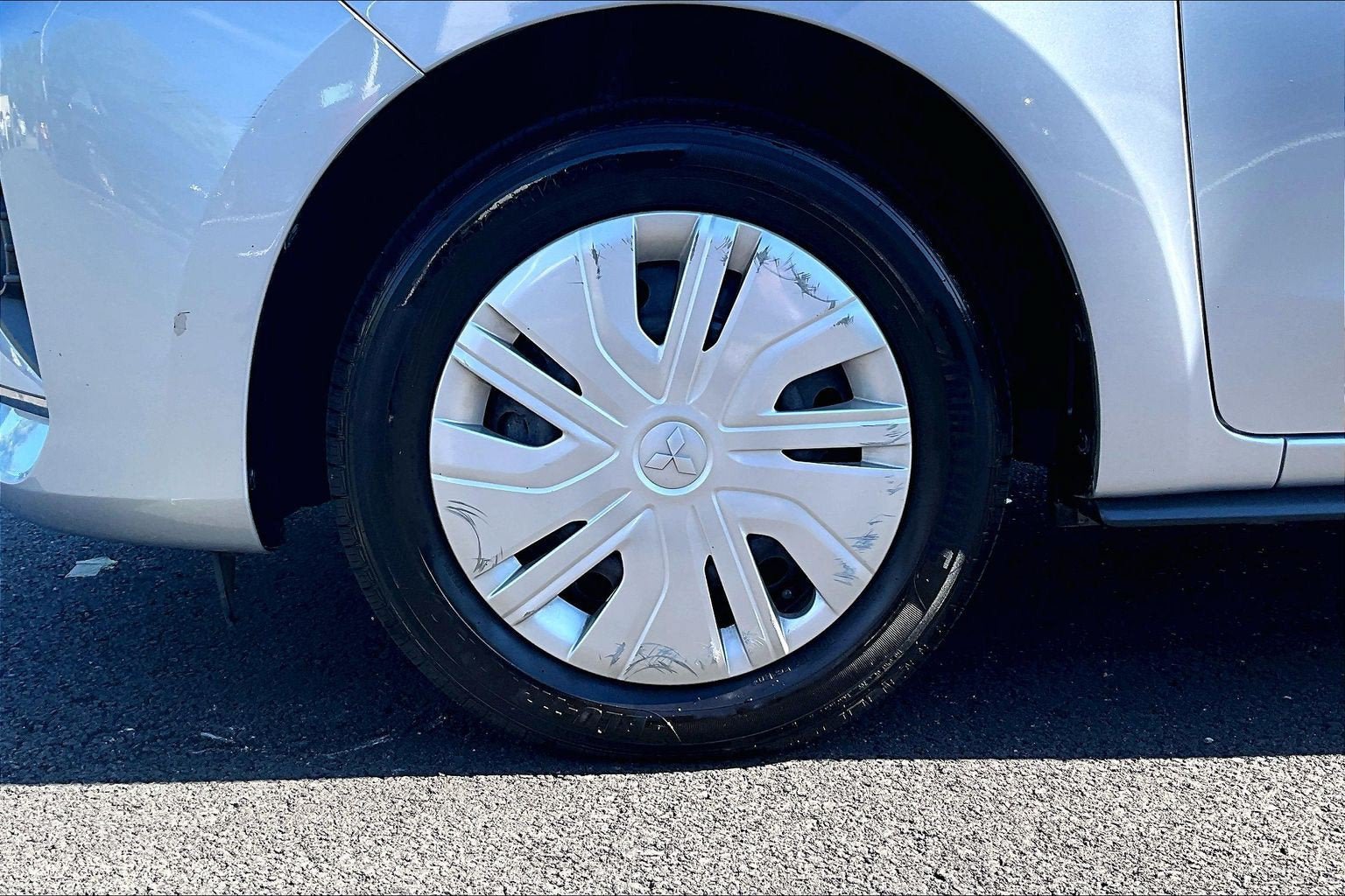 Used 2024 Mitsubishi Mirage ES FWD image 8