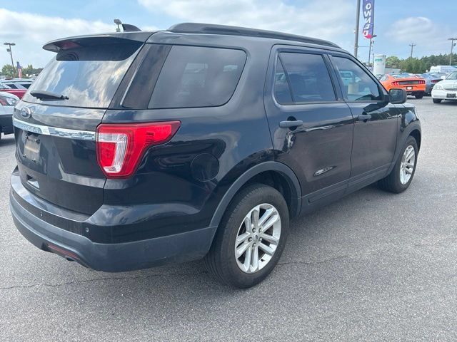 Used 2017 Ford Explorer FWD image 4