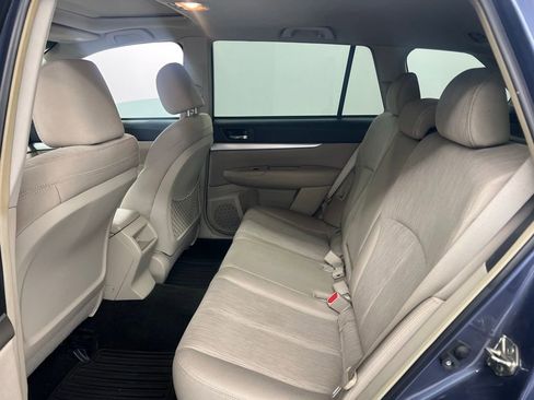 Used 2014 Subaru Outback 2.5i Premium w/ Moonroof Package image 9
